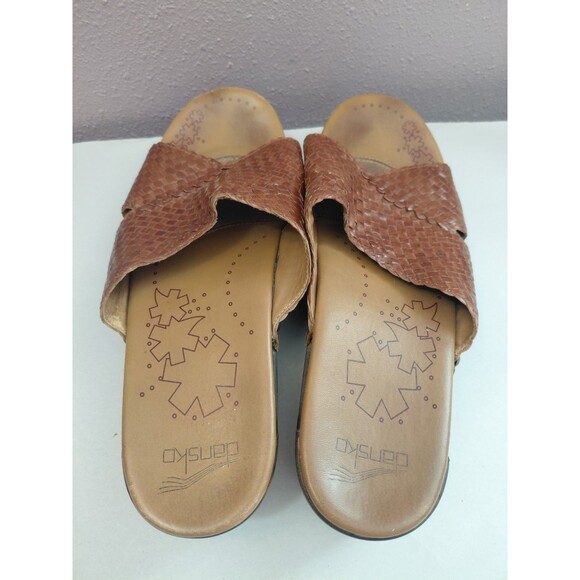 Dansko Mila Woven Vegan Leather Stapled Clog Sandals Honey Brown Size US9/EU40 - Picture 6 of 8